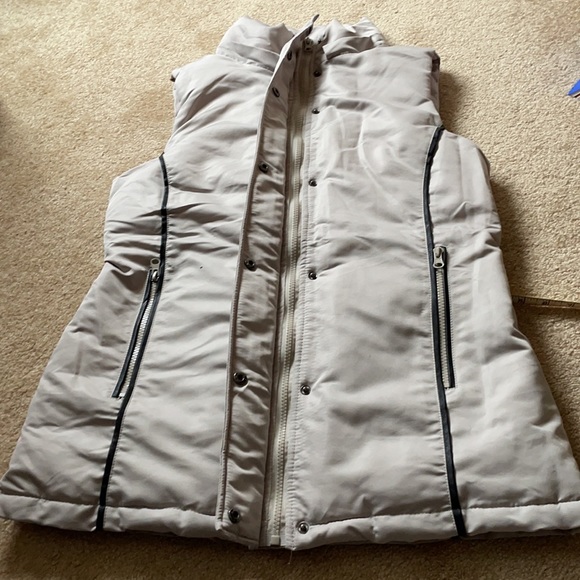 Daisy Jackets & Blazers - Puffer Vest w/pockets